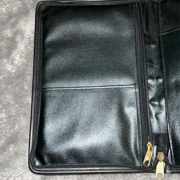 Patterned Travel Case. - Picture 6 of 8